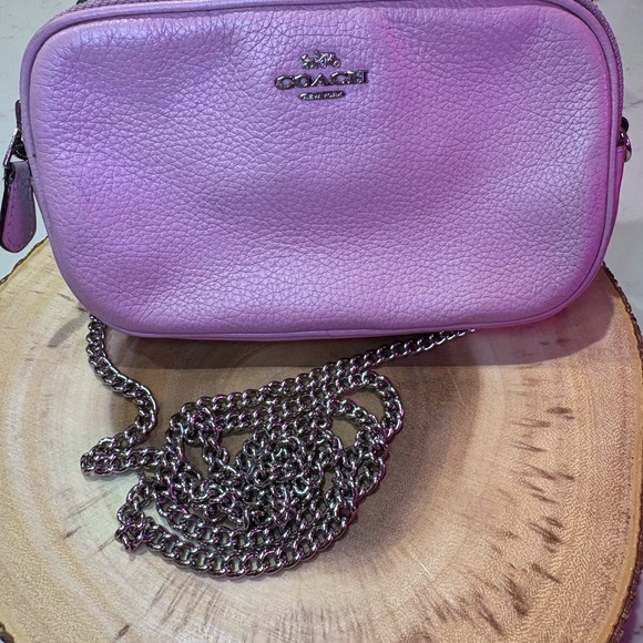 Coach Purple Crossbody Bag Pebbled Leather Chain Strap💜 - Picture 3 of 10